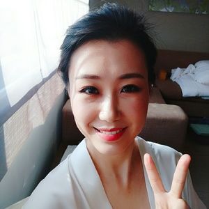 Meet your Posher, Felicity